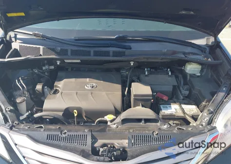 2016 Toyota Sienna Xle Premium 8 Passenger из США, поврежденный, VIN 5TDYK3DC4GS739091